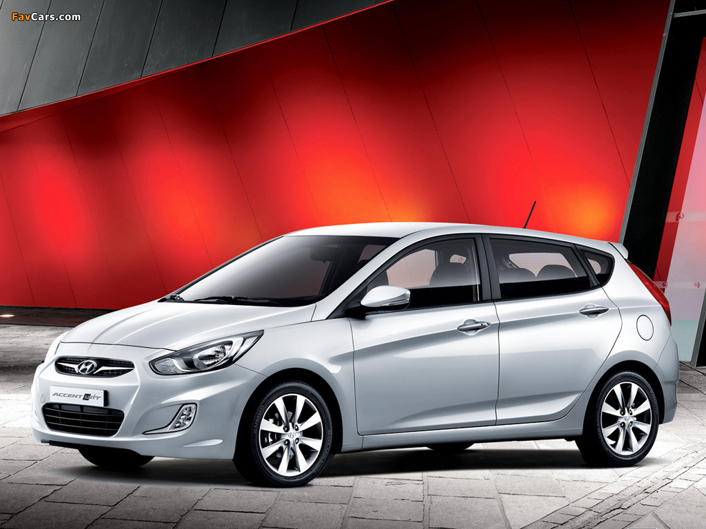 Images of Hyundai Accent Wit (RB) 2011 (1024 x 768)