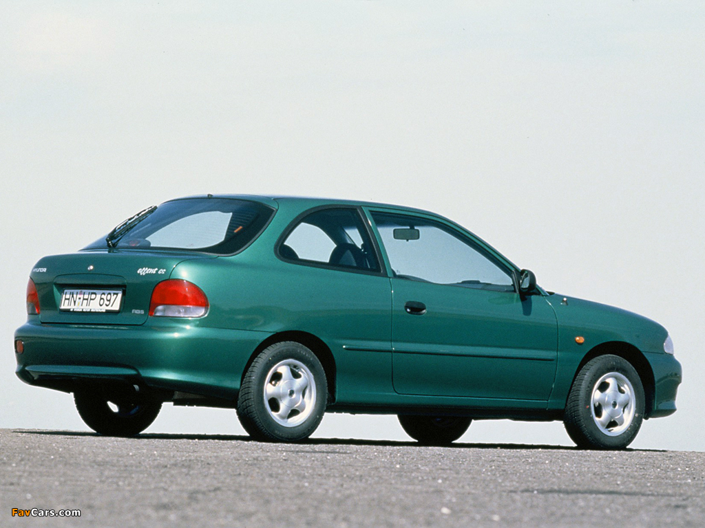 Photos of Hyundai Accent 3-door 1996–2000 (1024 x 768)