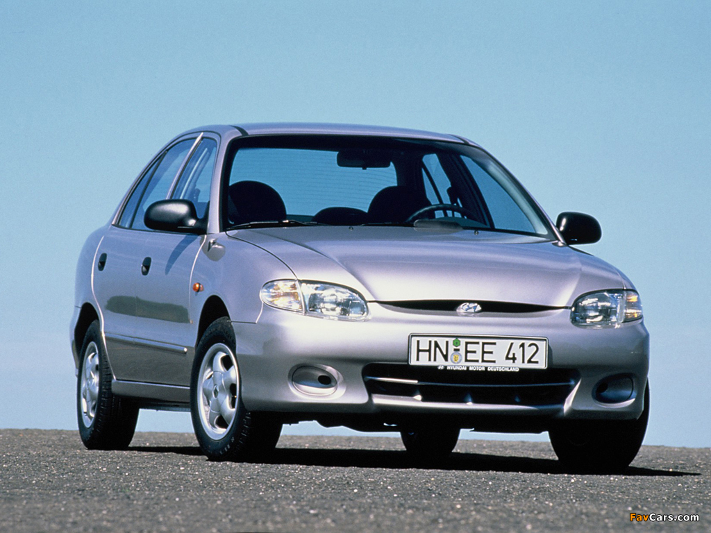 Pictures of Hyundai Accent Sedan 1996–2000 (1024 x 768)