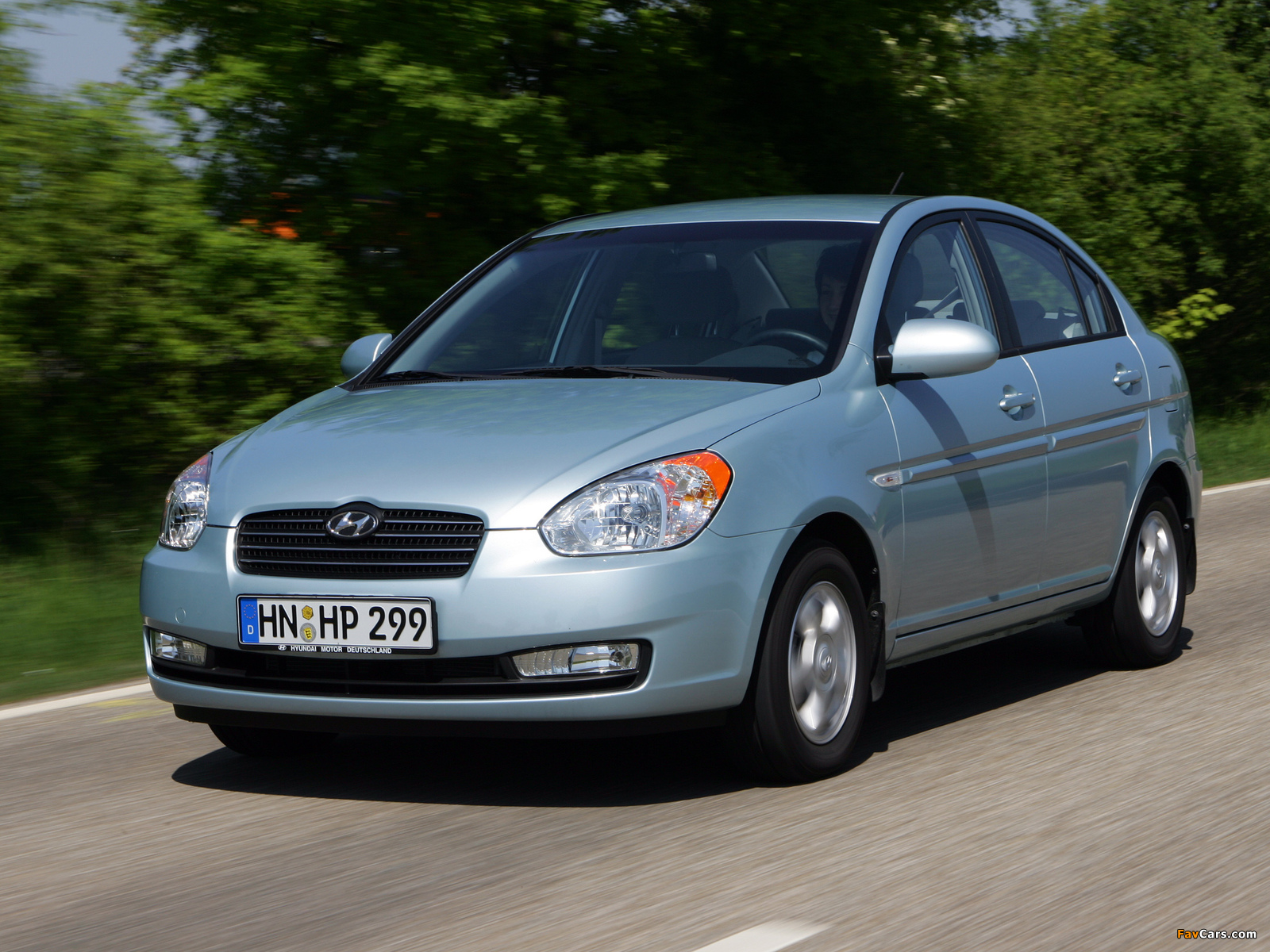 Pictures of Hyundai Accent Sedan 2006–10 (1600 x 1200)