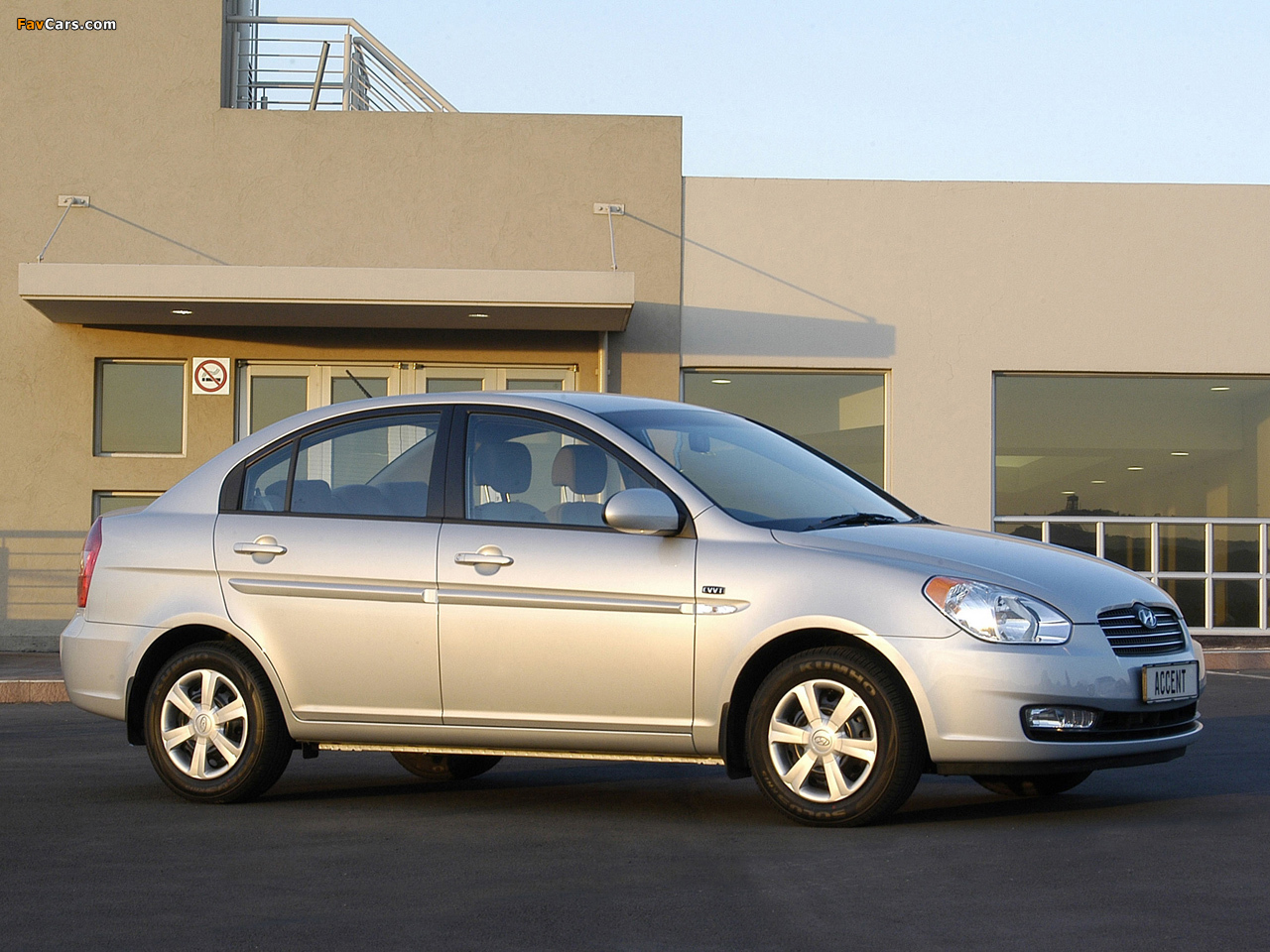 Pictures of Hyundai Accent Sedan ZA-spec 2006–11 (1280 x 960)
