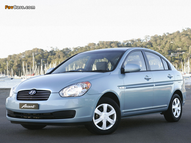 Pictures of Hyundai Accent Sedan AU-spec 2006–11 (640 x 480)