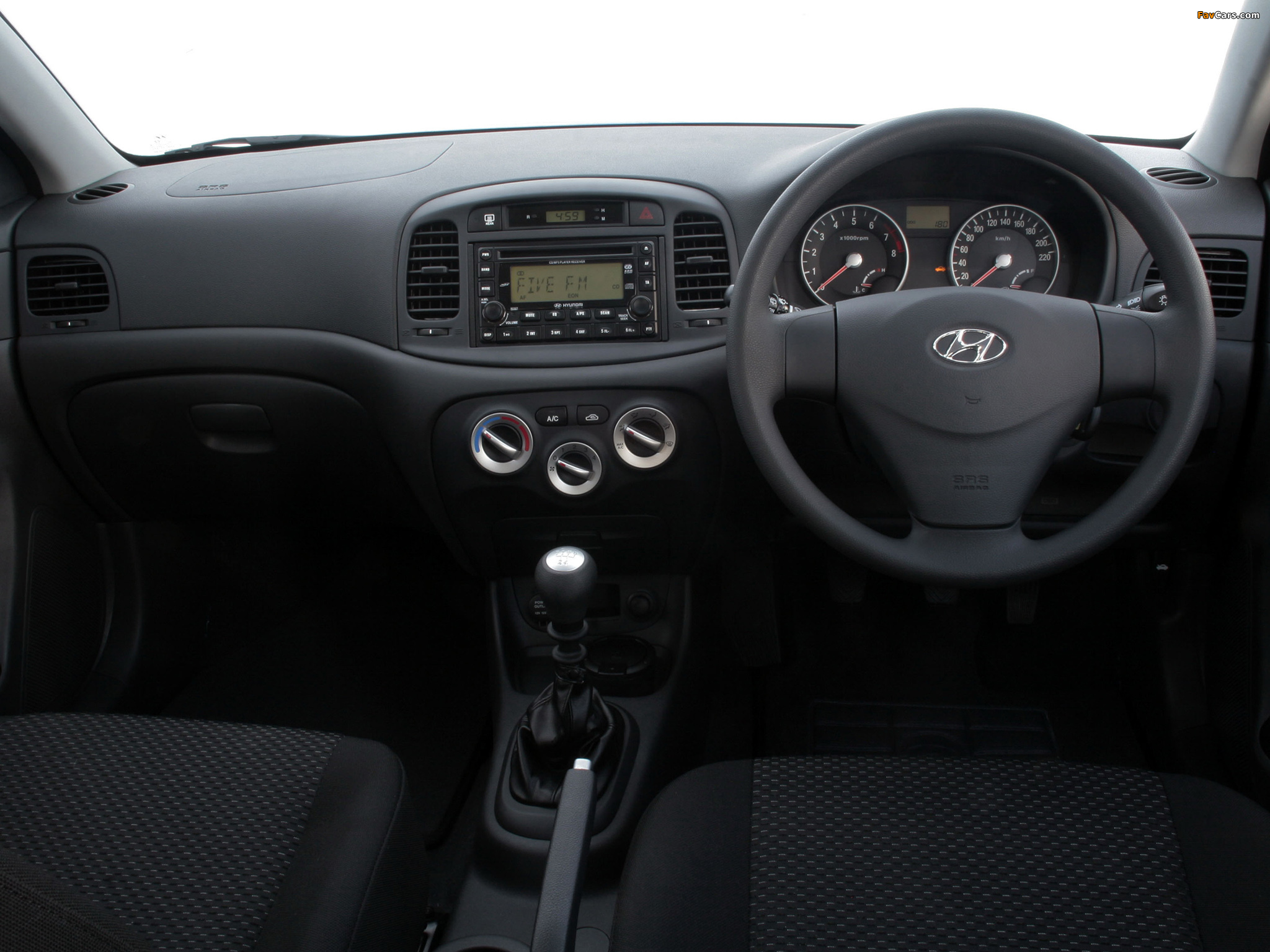 Pictures of Hyundai Accent 3-door ZA-spec 2007–11 (2048 x 1536)