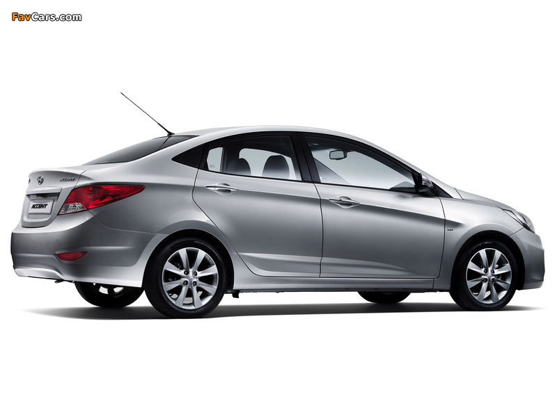 Pictures of Hyundai Accent (RB) 2010 (800 x 600)