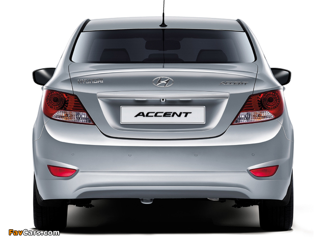 Pictures of Hyundai Accent (RB) 2010 (640 x 480)