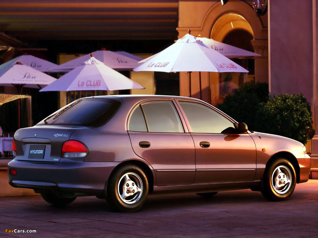 Hyundai Accent 5-door 1996–2000 wallpapers (1024 x 768)