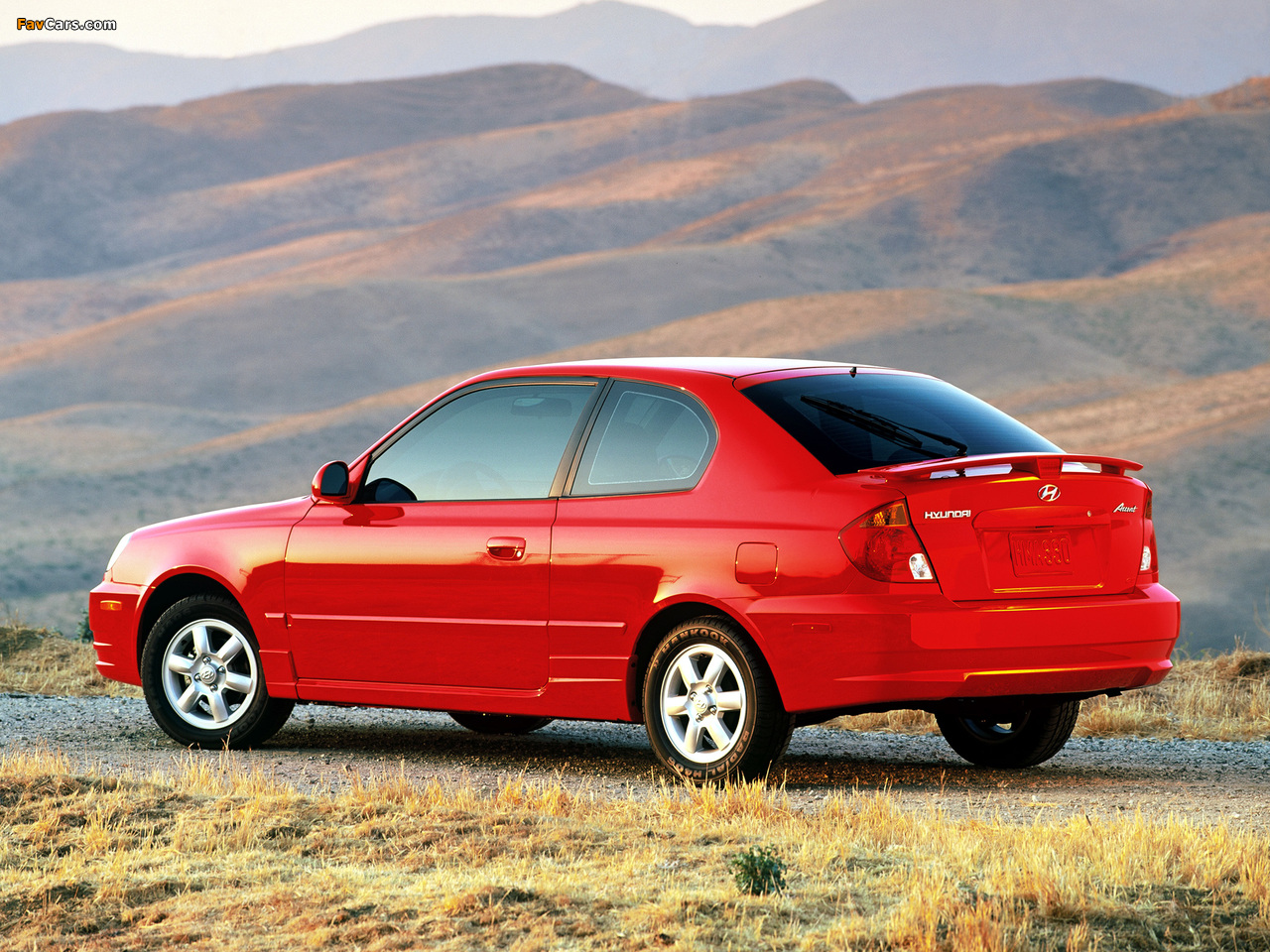 Hyundai Accent 3-door US-spec 2003–06 wallpapers (1280 x 960)