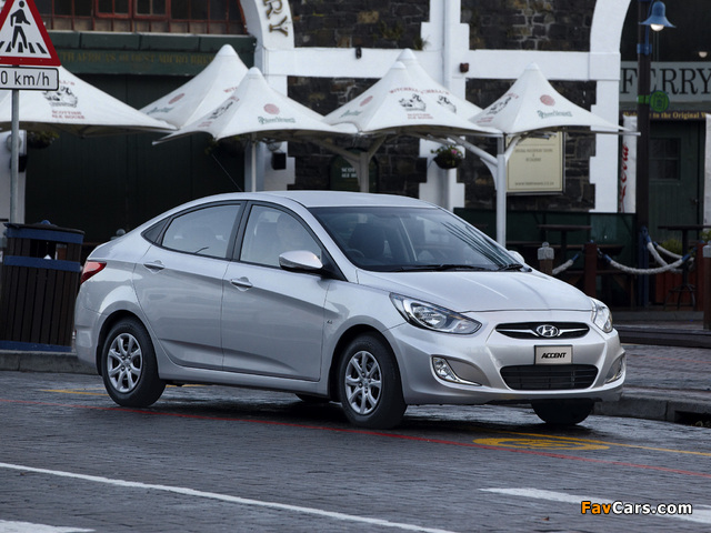 Hyundai Accent Sedan ZA-spec (RB) 2010 wallpapers (640 x 480)