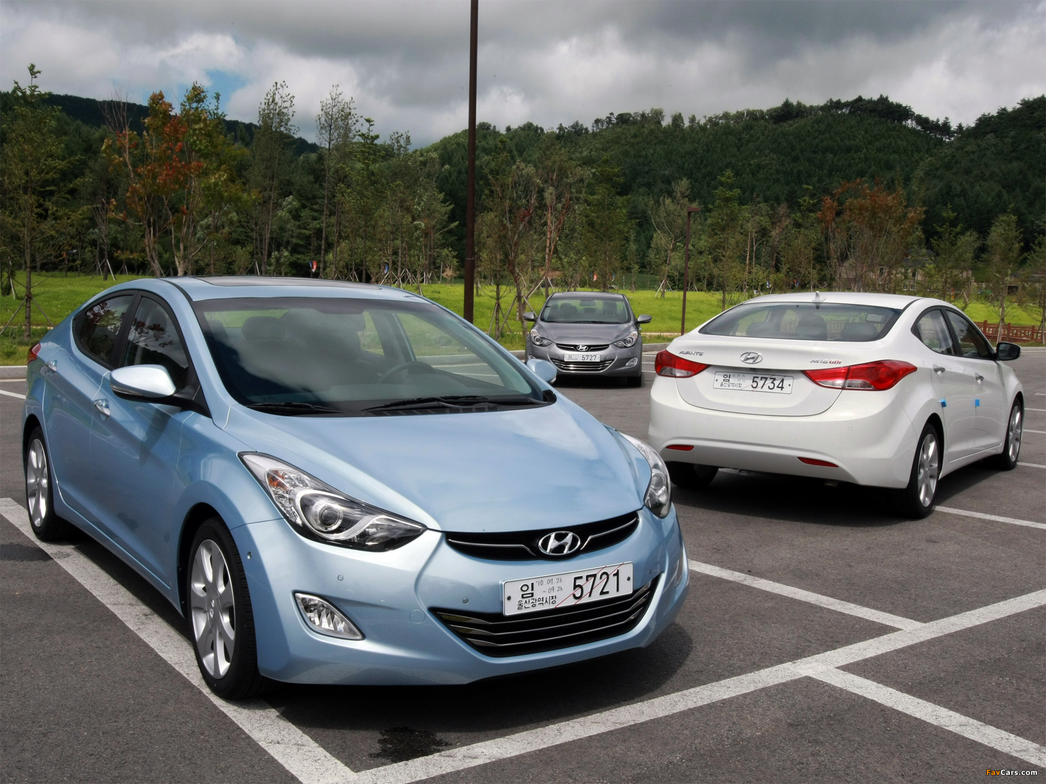 Images of Hyundai Avante (MD) 2010 (2048 x 1536)