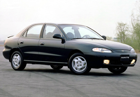 Photos of Hyundai Avante (J2) 1995–98