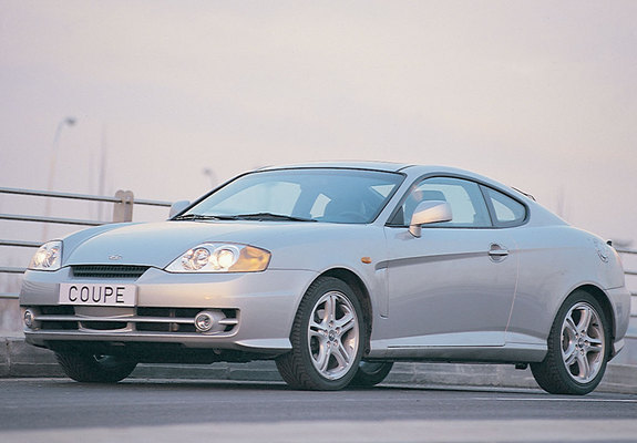 Hyundai Coupe (GK) 2002–05 images