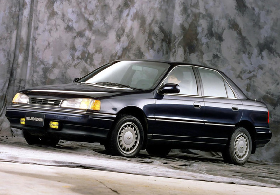 Hyundai Elantra (J1) 1990–93 images