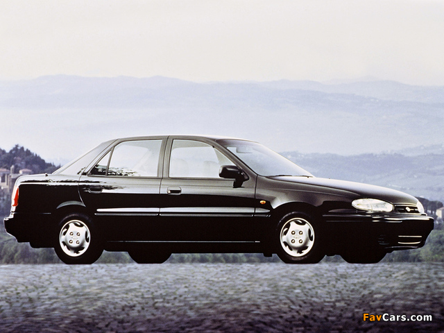 Hyundai Elantra (J1) 1993–95 photos (640 x 480)