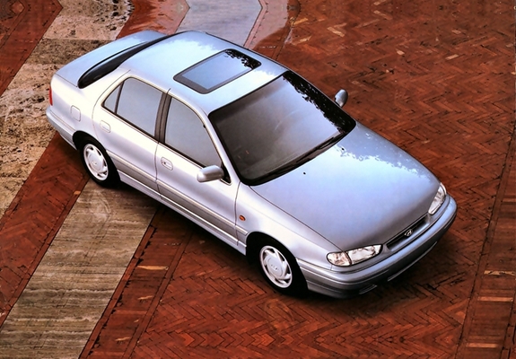 Hyundai Elantra (J1) 1993–95 photos