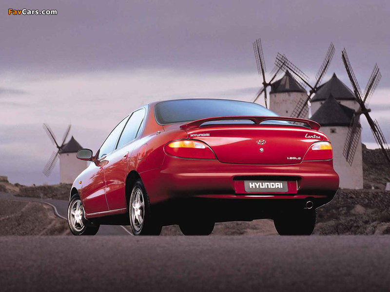 Hyundai Lantra (J2) 1995–98 pictures (800 x 600)