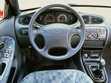 Hyundai Lantra (J2) 1995–98 pictures
