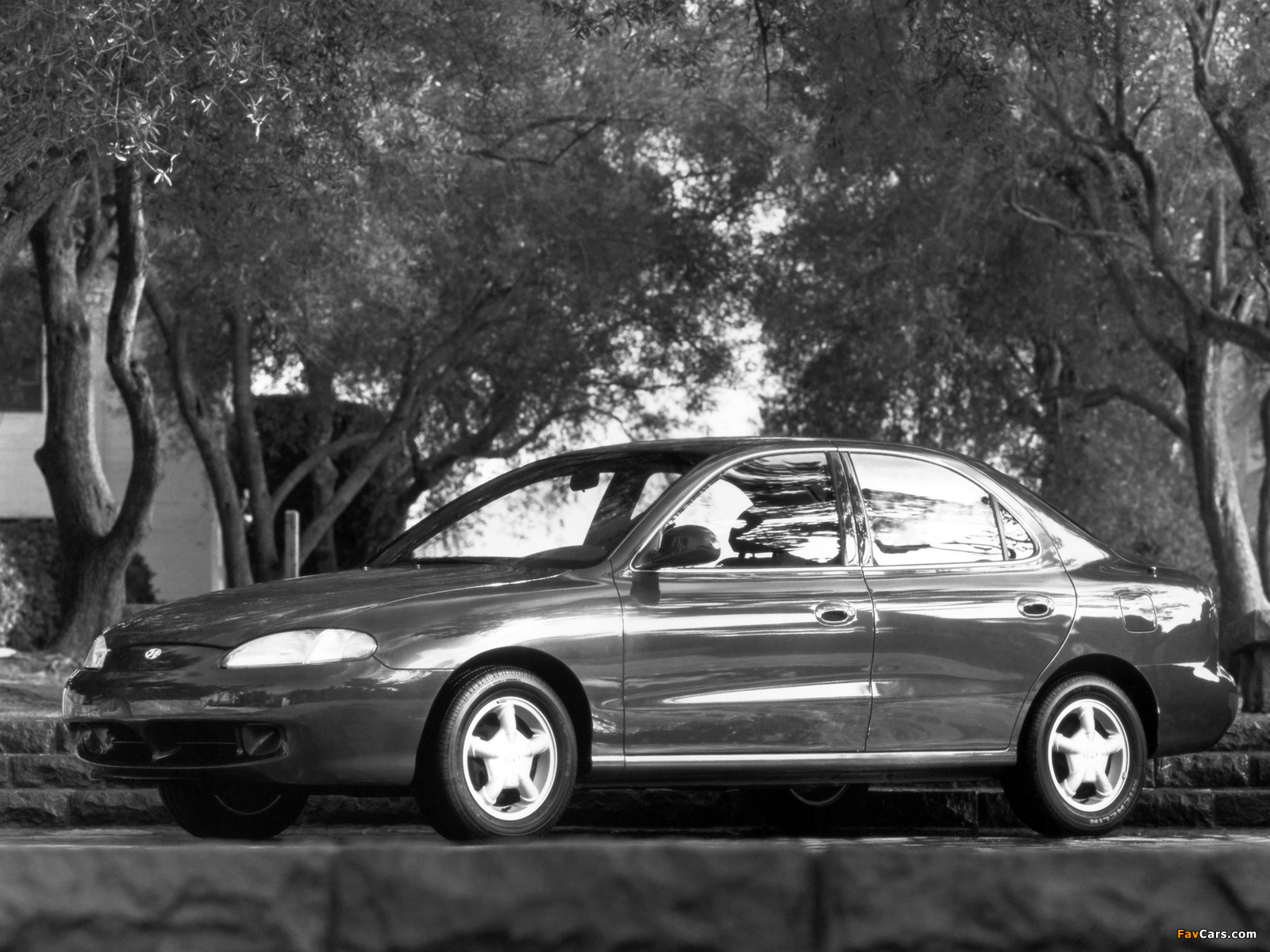 Hyundai Elantra US-spec (J2) 1996–98 photos (1600 x 1200)