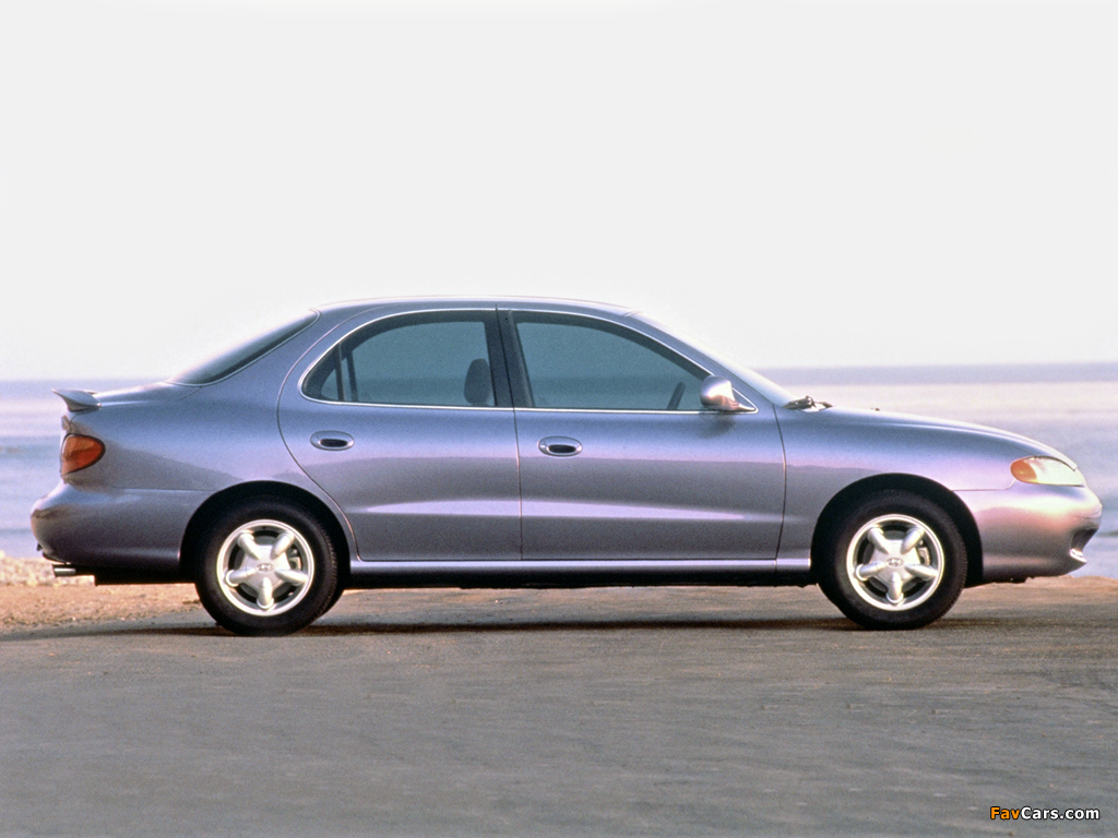 Hyundai Elantra US-spec (J2) 1996–98 wallpapers (1024 x 768)