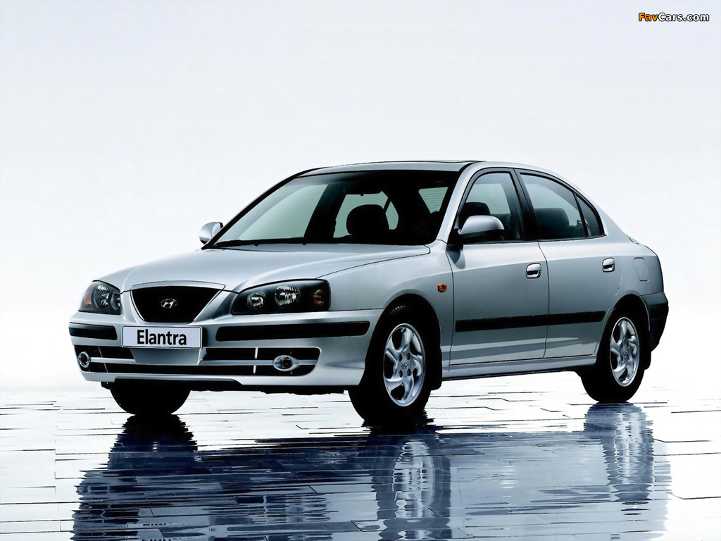 Hyundai Elantra Sedan (XD) 2003–06 images (1024 x 768)