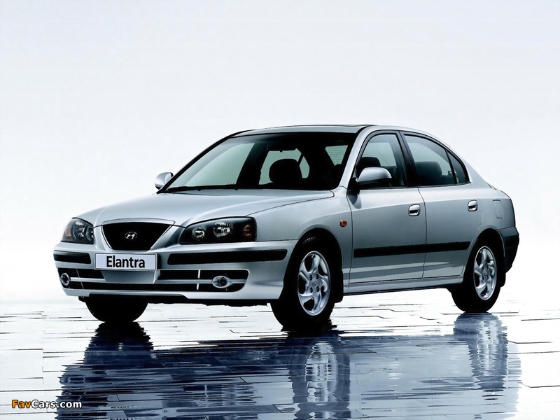 Hyundai Elantra Sedan (XD) 2003–06 images (800 x 600)