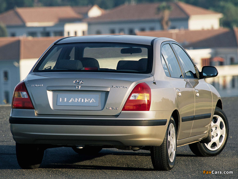 Hyundai Elantra Sedan ZA-spec (XD) 2003–04 wallpapers (800 x 600)