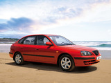 Hyundai Elantra Hatchback (XD) 2003–06 wallpapers