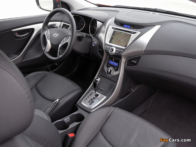 Hyundai Elantra Coupe 2012 images (640 x 480)