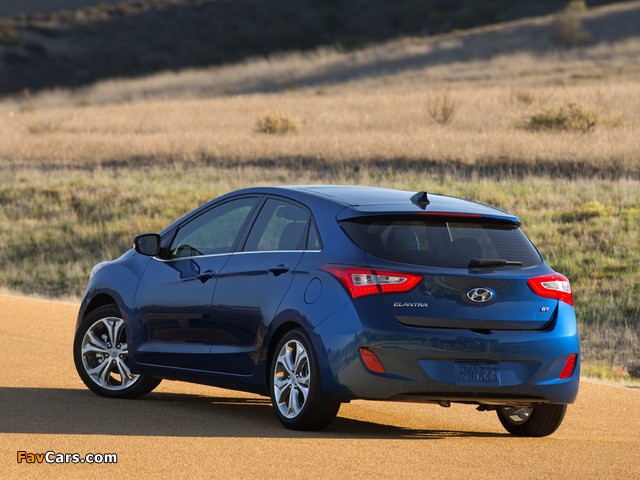 Hyundai Elantra GT (GD) 2012 images (640 x 480)