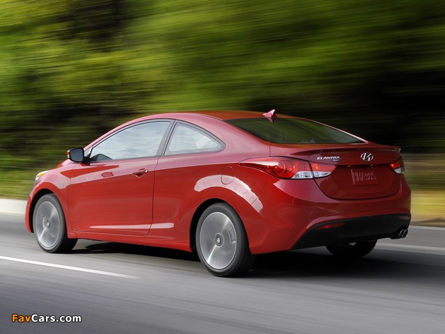 Hyundai Elantra Coupe 2012 photos (640 x 480)