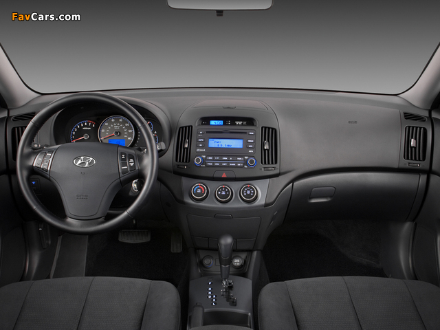 Images of Hyundai Elantra US-spec (HD) 2006–10 (640 x 480)