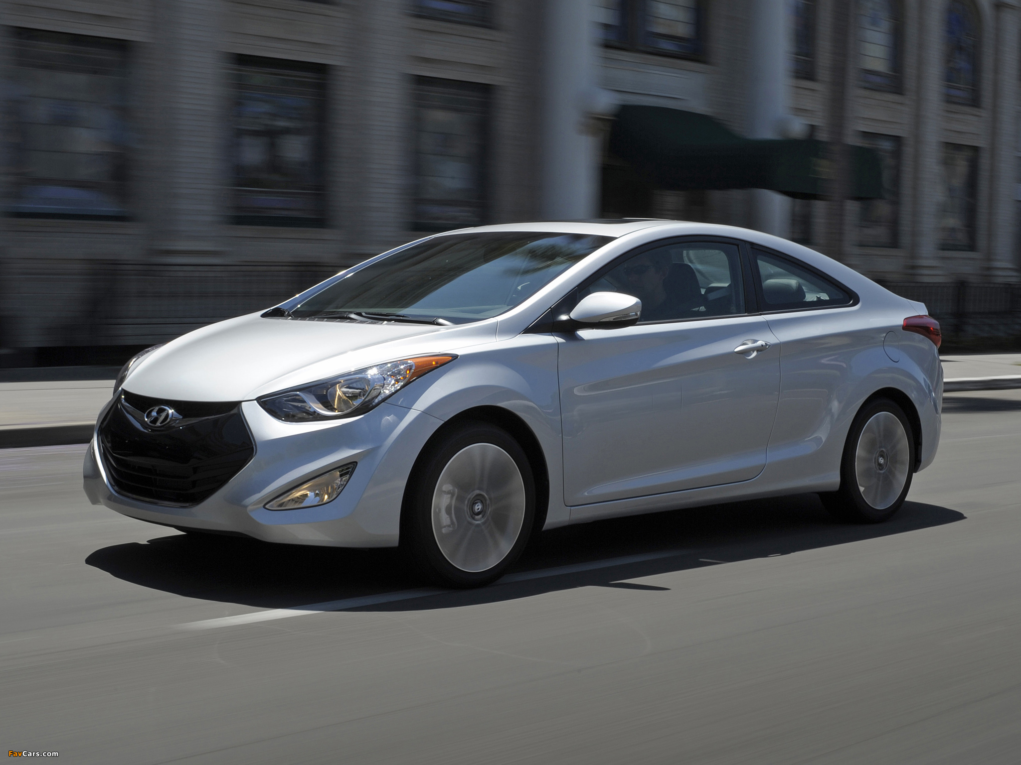 Images of Hyundai Elantra Coupe 2012 (2048 x 1536)