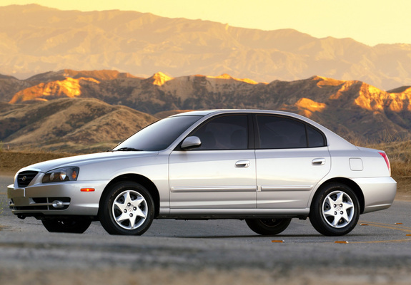 Photos of Hyundai Elantra Sedan US-spec (XD) 2003–06