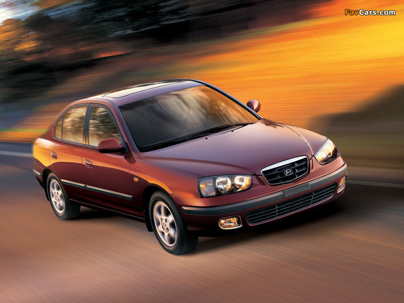 Pictures of Hyundai Elantra Sedan (XD) 2000–03 (800 x 600)