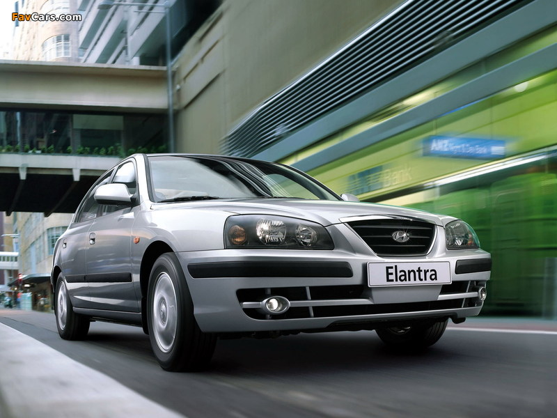Hyundai Elantra Sedan (XD) 2003–06 wallpapers (800 x 600)