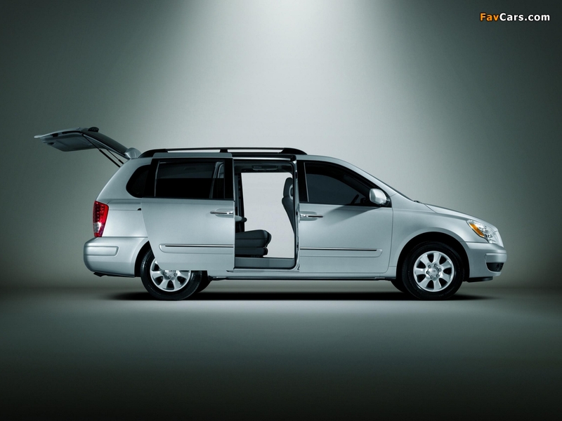 Hyundai Entourage 2006–09 wallpapers (800 x 600)