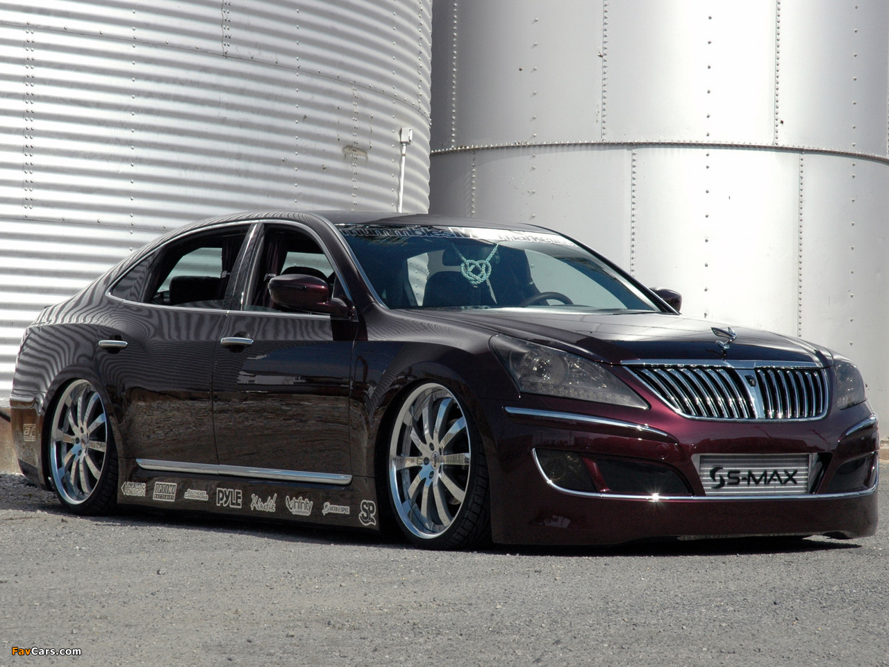 Hyundai Elegant Equus by Mummbles Marketing 2010 wallpapers (1280 x 960)