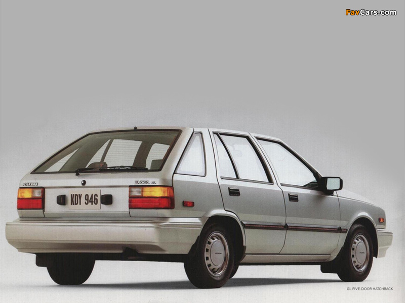 Hyundai Excel 5-door (X1) 1985–89 photos (800 x 600)