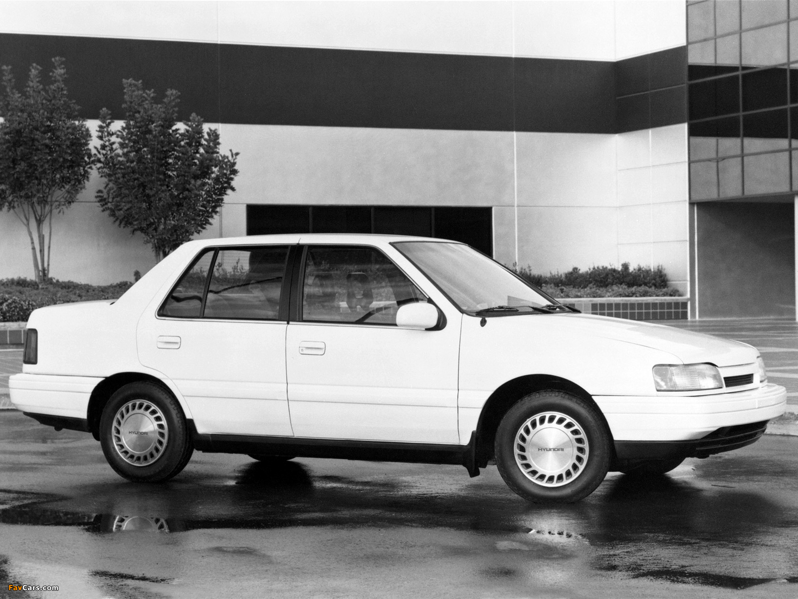 Hyundai Excel Sedan (X2) 1989–92 photos (1600 x 1200)