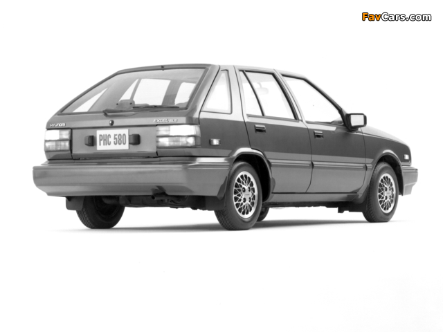 Images of Hyundai Excel 5-door (X1) 1985–89 (640 x 480)