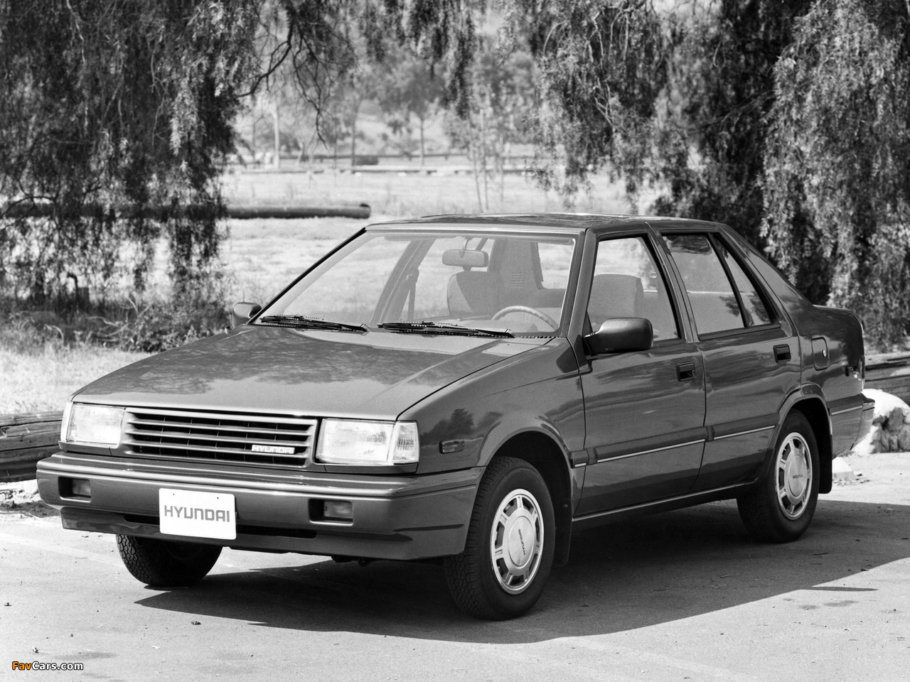 Images of Hyundai Excel Sedan (X1) 1985–89 (1280 x 960)