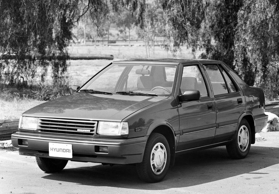 Images of Hyundai Excel Sedan (X1) 1985–89