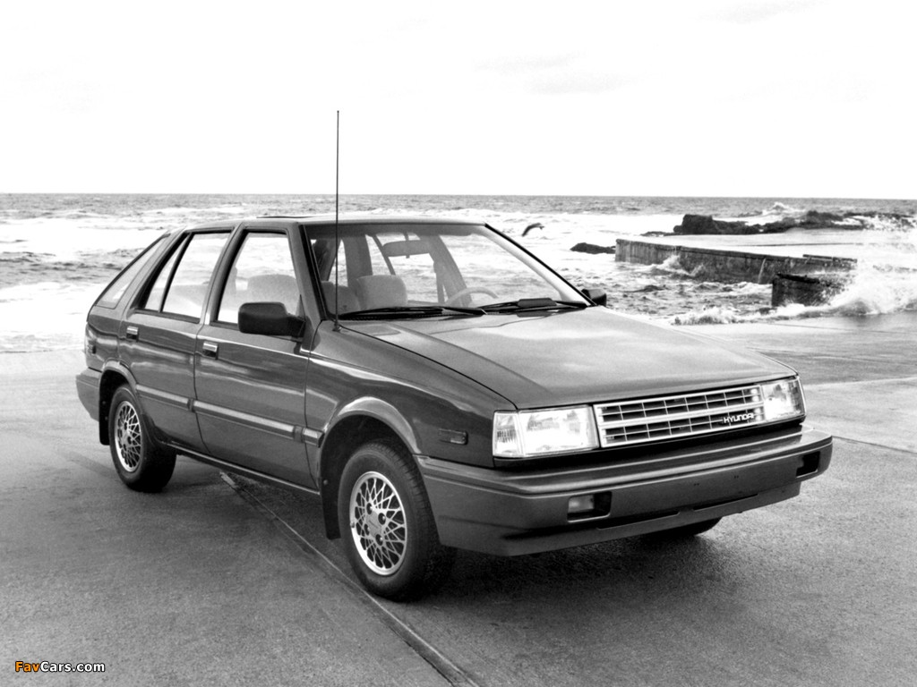 Images of Hyundai Excel 5-door US-spec (X1) 1987–89 (1024 x 768)