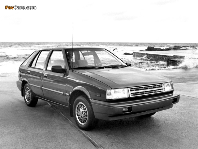 Images of Hyundai Excel 5-door US-spec (X1) 1987–89 (640 x 480)