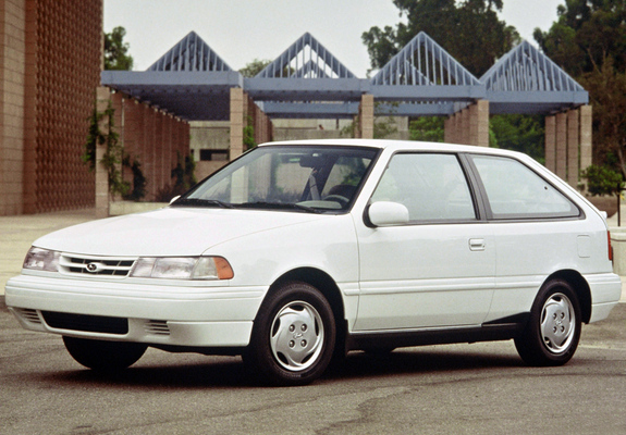 Photos of Hyundai Excel 3-door (X2) 1992–95