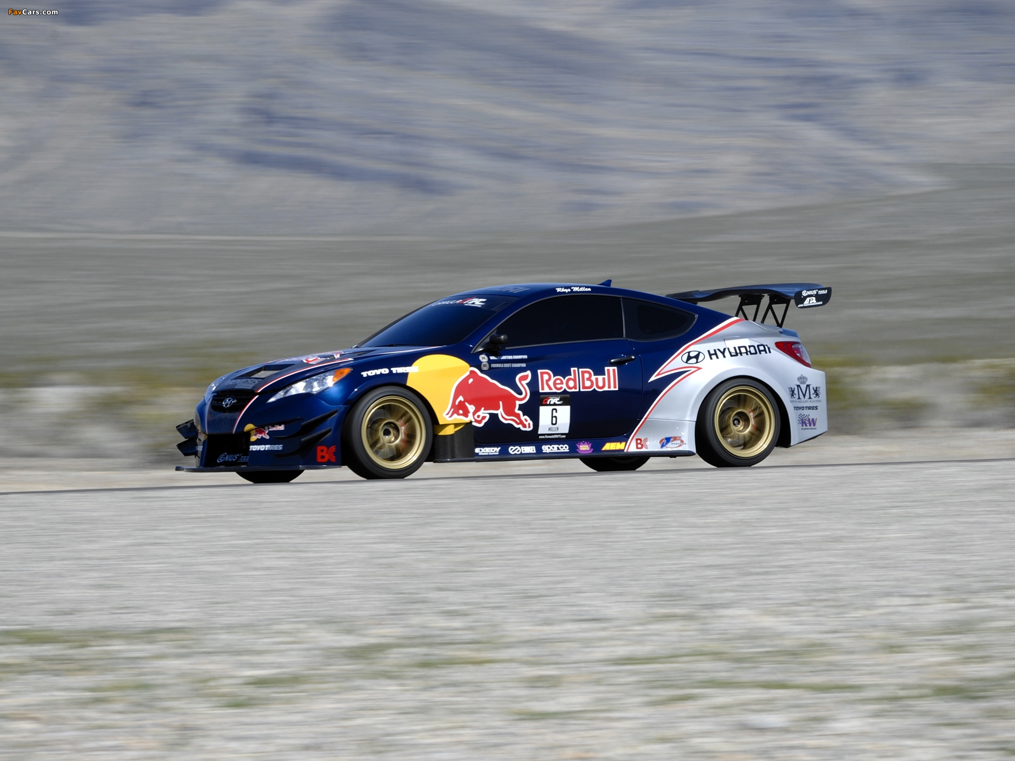 RMR Red Bull Hyundai Genesis Coupe 2009 images (2048 x 1536)