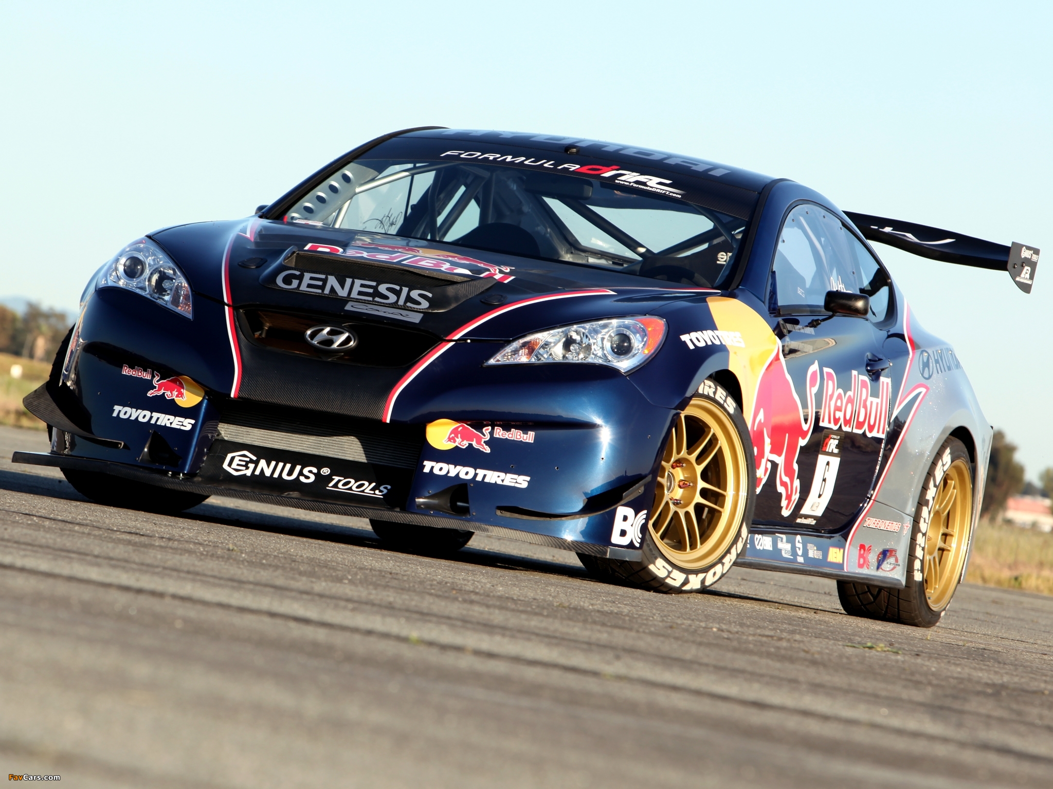 RMR Red Bull Hyundai Genesis Coupe 2009 images (2048 x 1536)