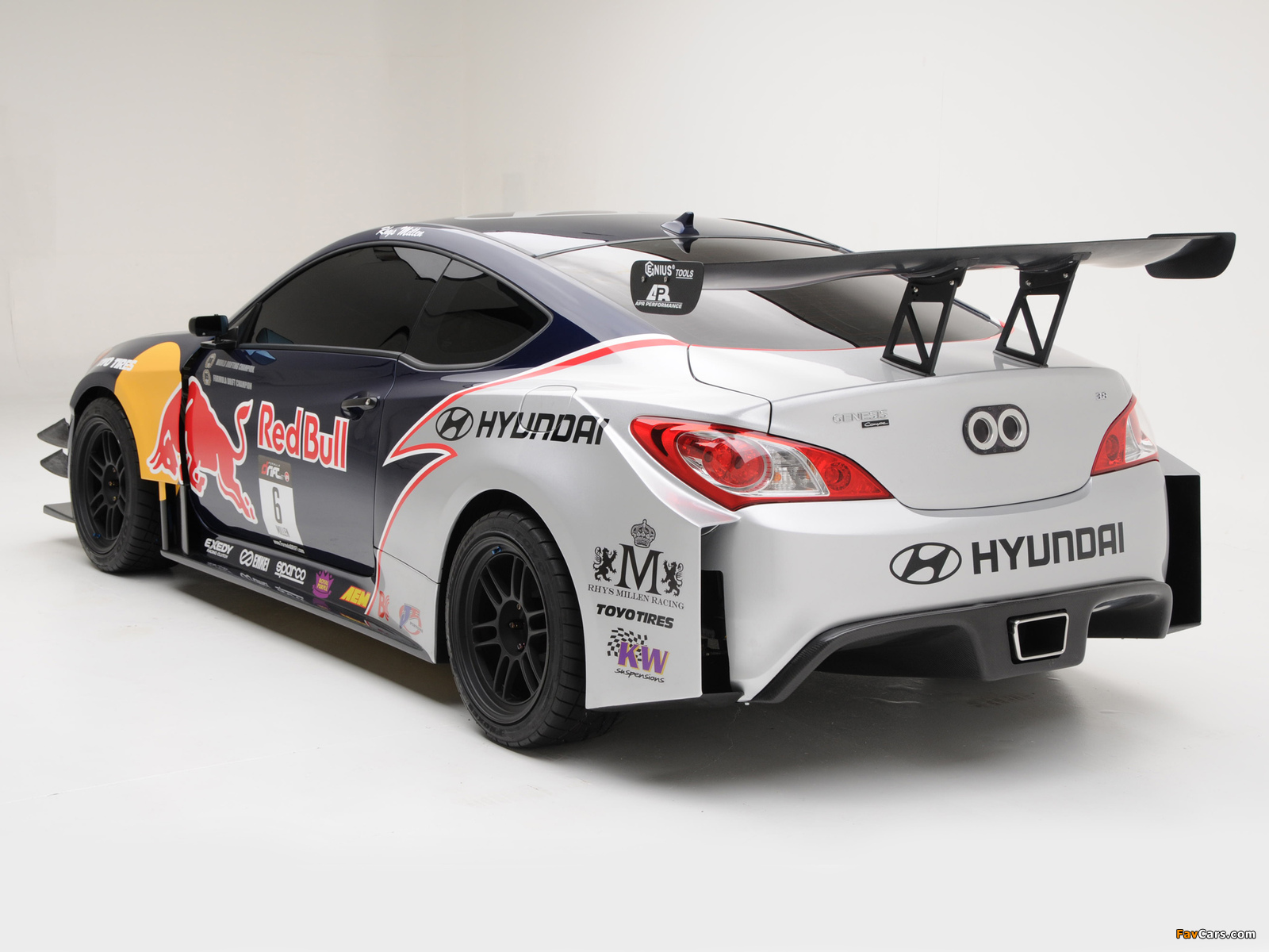 RMR Red Bull Hyundai Genesis Coupe 2009 photos (1600 x 1200)