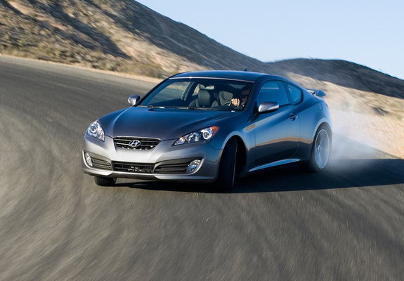 Hyundai Genesis Coupe 2009–12 pictures