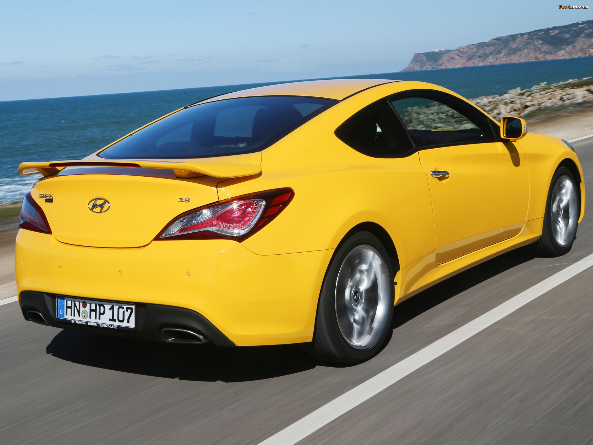 Images of Hyundai Genesis Coupe 2012 (2048 x 1536)