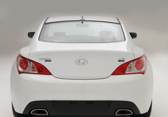 Photos of Hyundai Genesis Coupe R-Spec 2009–12